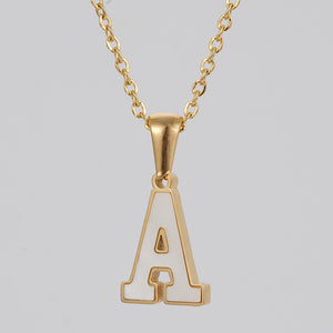 C090 - Halskette mit deinem Buchstaben-18K vergoldet C090 - Halskette mit deinem Buchstaben-18K vergoldet