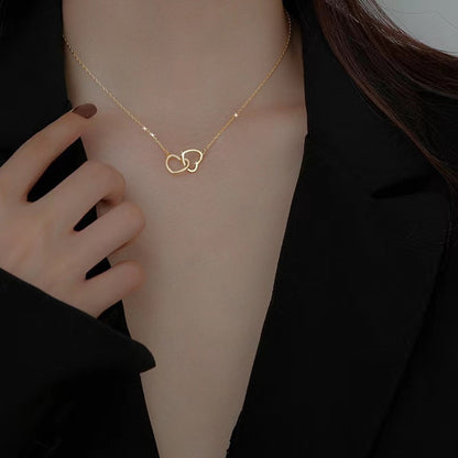 C005- Top-Style! Modische Doppel- Herz- Halskette in gold oder silber!